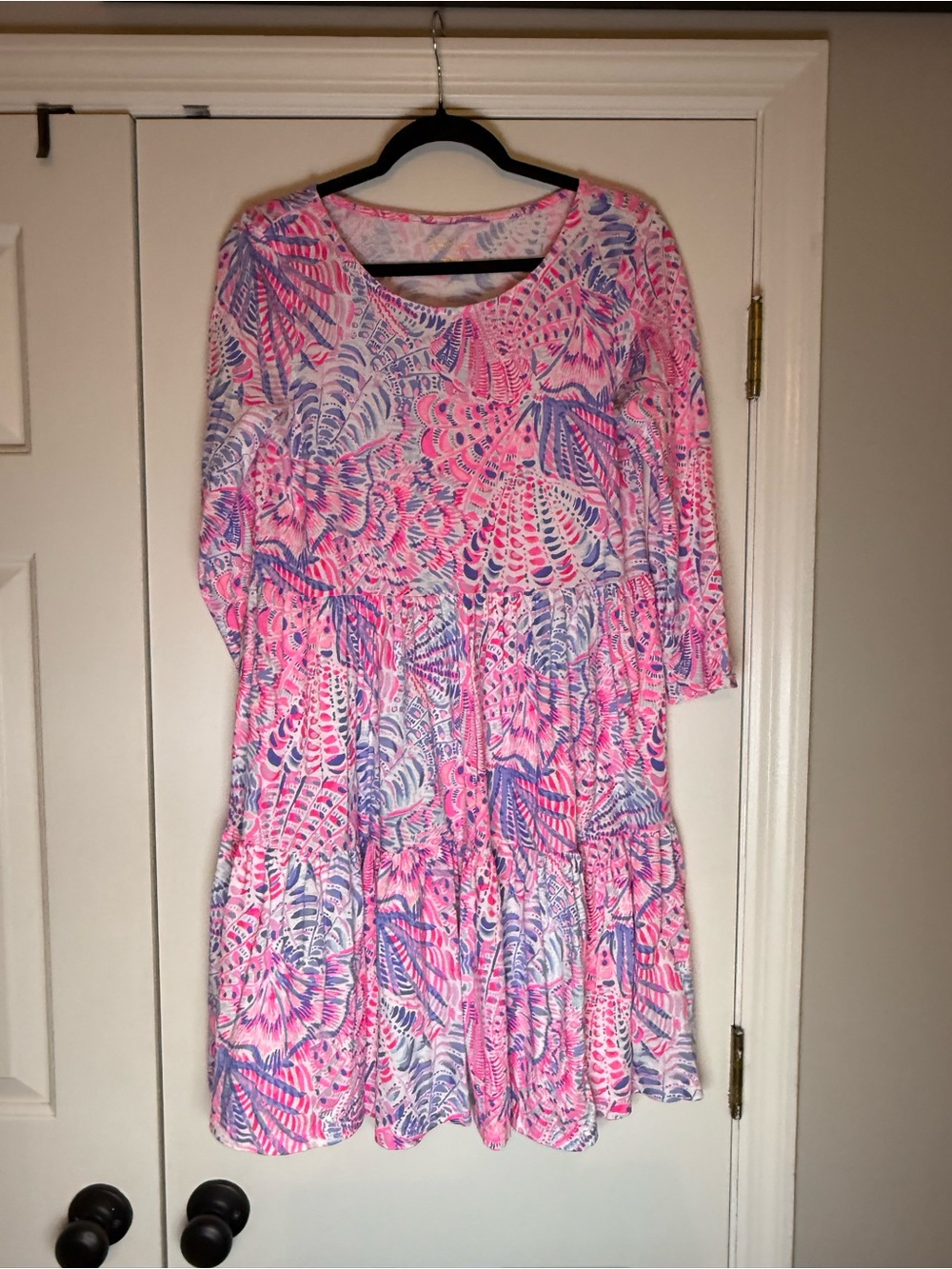 GUC Lilly Pulitzer size small Pink and Blue Printed Tiered Midi Dress